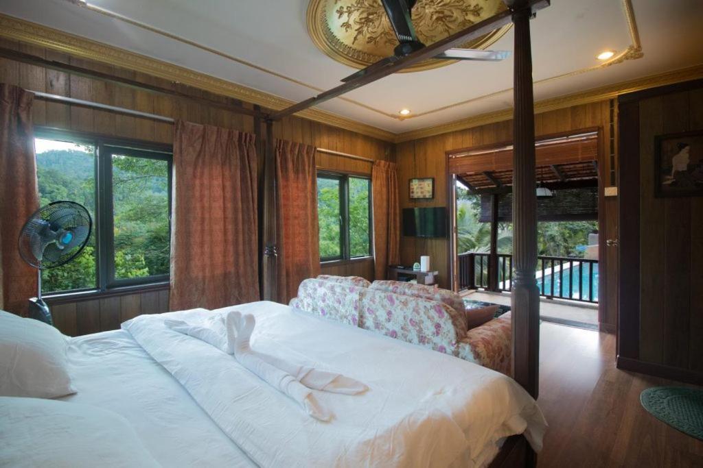De Serenity - Exclusive Jungle Retreat Серембан  Экстерьер фото